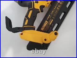 Dewalt Dcn692 90mm 18v Li-ion Xr Brushless First Fix Cordless Nail Gun Bare